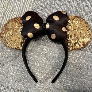 Disneyland Paris 25th anniversary ears black and gold polka dot limited edition